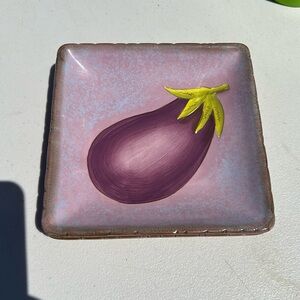 Dishes square with eggplant design